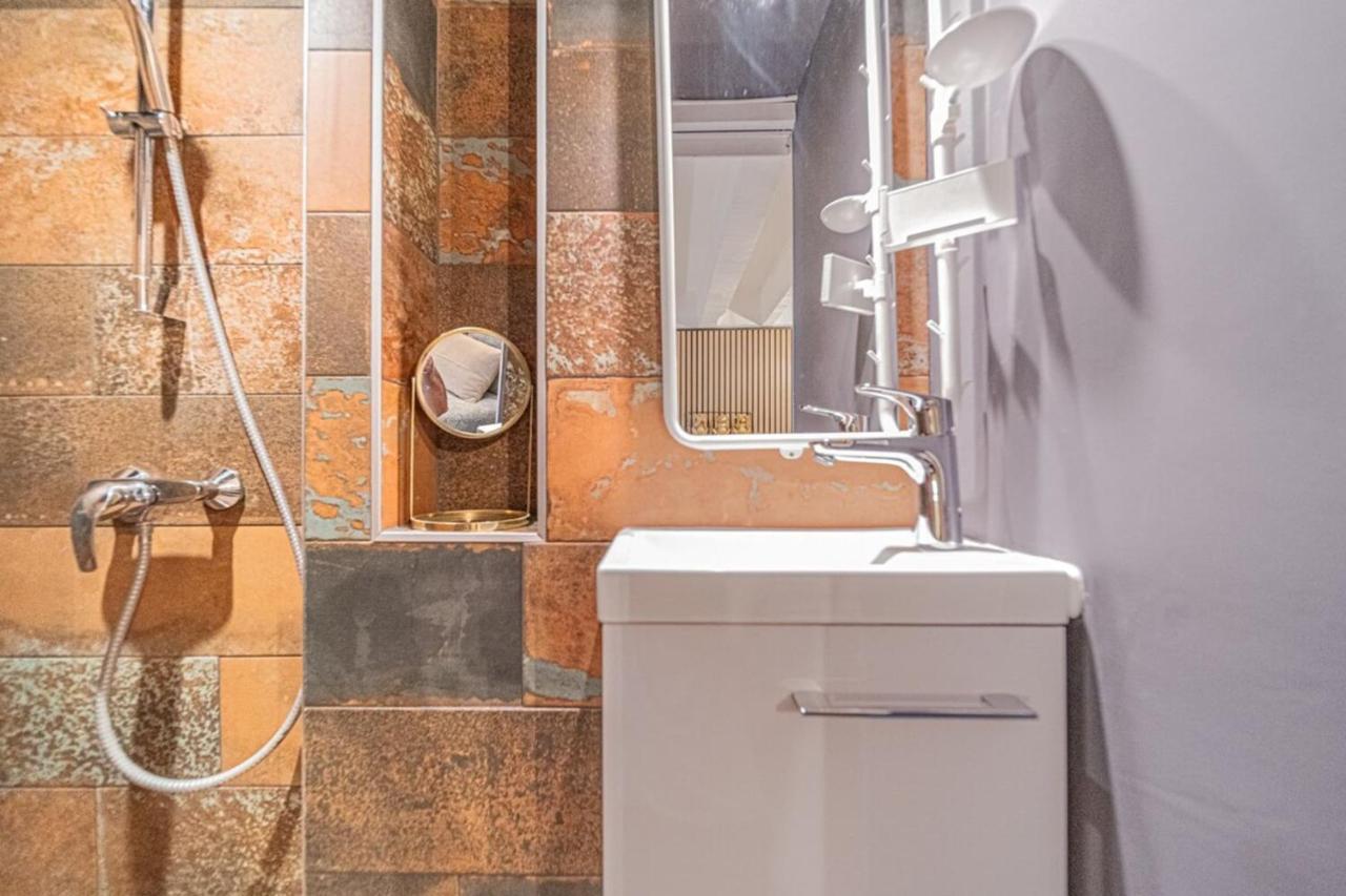 Warm And Well-Appointed Studio Foch Massena District ليون المظهر الخارجي الصورة